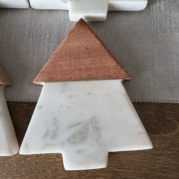 White and Brown Holiday Decor Minimalist Christmas Tree Ornaments. Set o… - Picture 6 of 8